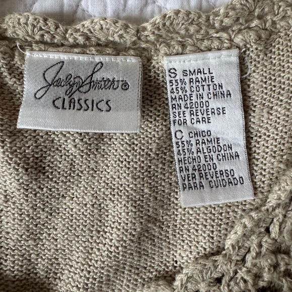 Crochet style tank vest - Picture 3 of 6